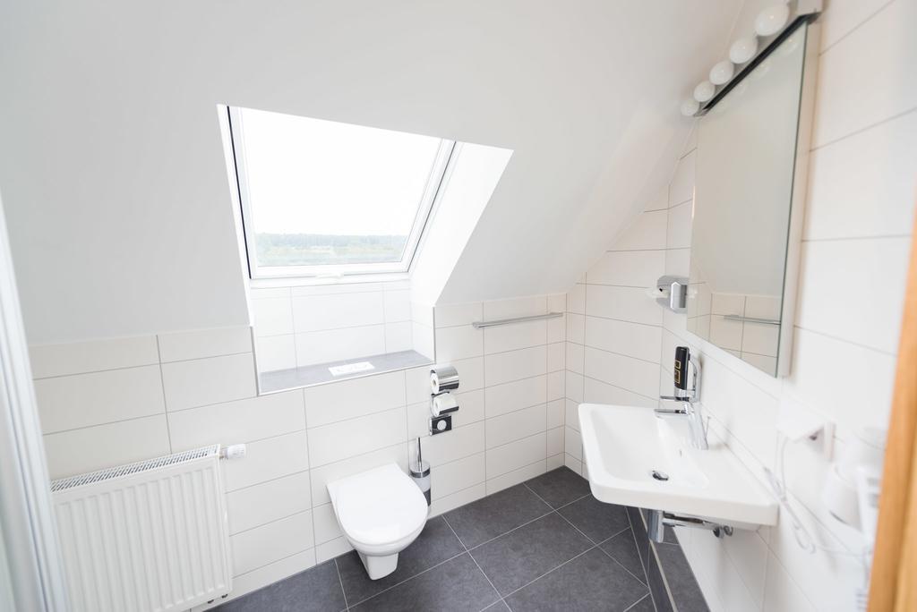 Hotel Rhoenhof Hunfeld Bagian luar foto
